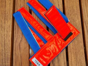 Reflexhalsband Röd 35 cm Bredd 5 cm + 2 röda flärpar + 6 röda flärpar